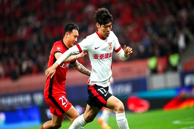 半岛体育登录入口-包含吉林亚泰追求胜利，奋力冲击争夺胜利！的词条