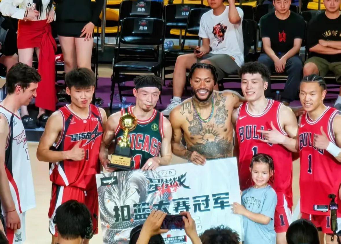 半岛体育下载入口官网-包含海外篮球赛事抢先开打球迷热情观赛的词条