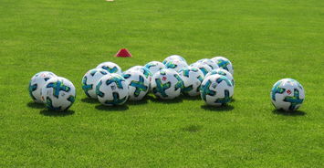 半岛体育在线登录-恩菲尔德全队士气高昂，冲击世俱杯更高荣誉